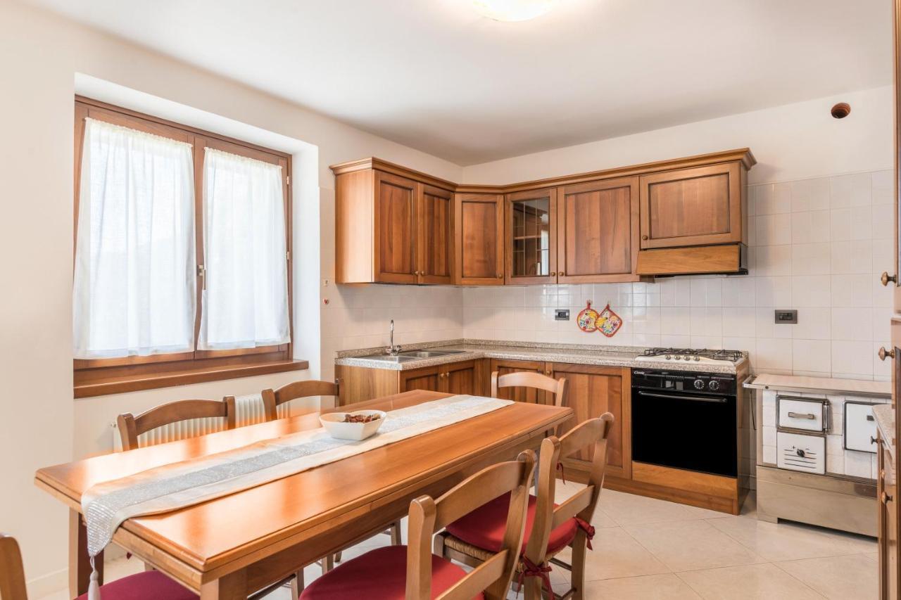 Appartamento Dorsino Εξωτερικό φωτογραφία